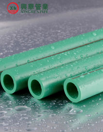 Труба сополимера зеленого полипропилена случайная/поверхность теплостойкой пластиковой трубы ровная